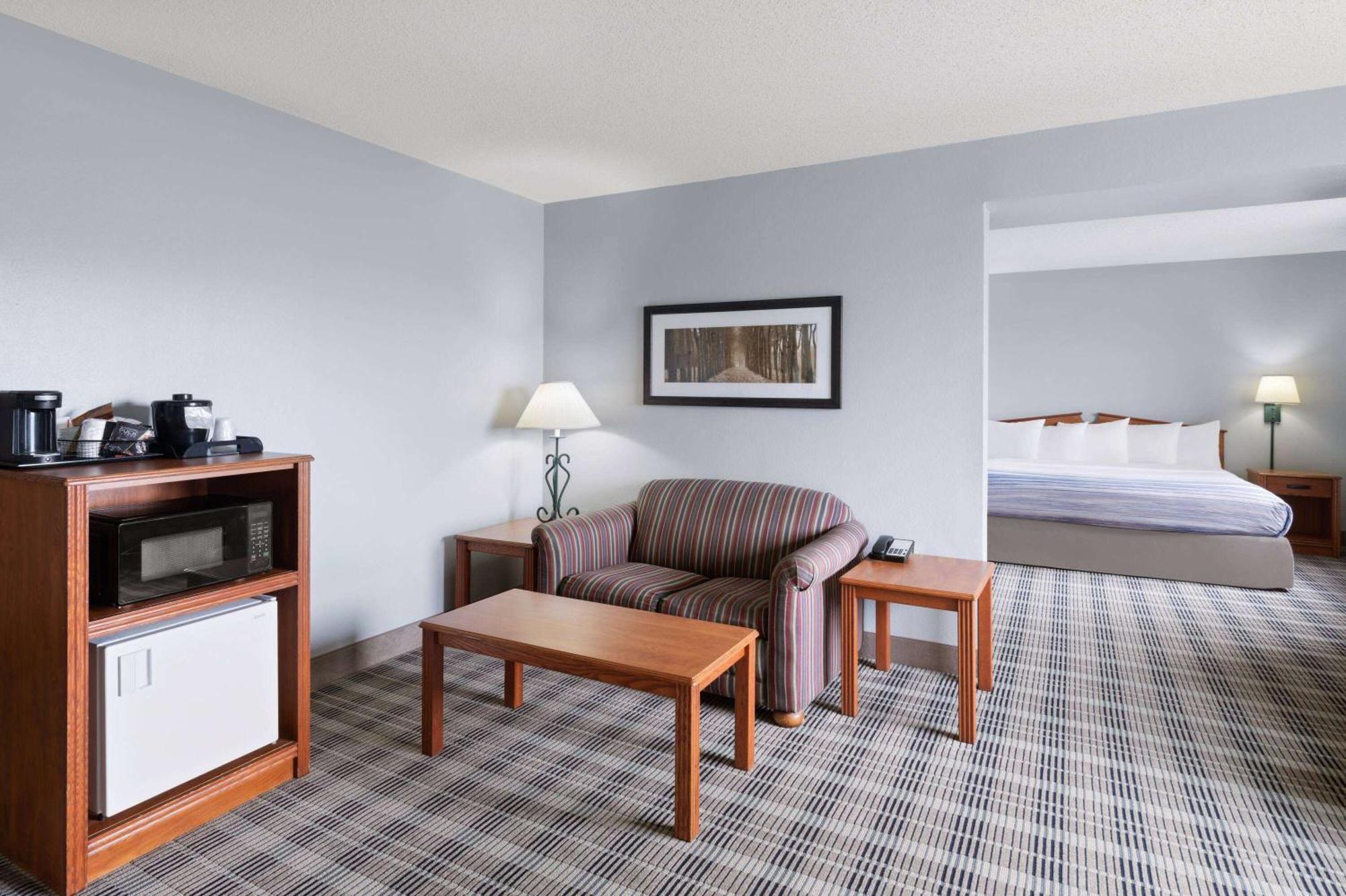 Americinn By Wyndham Stuart Εξωτερικό φωτογραφία