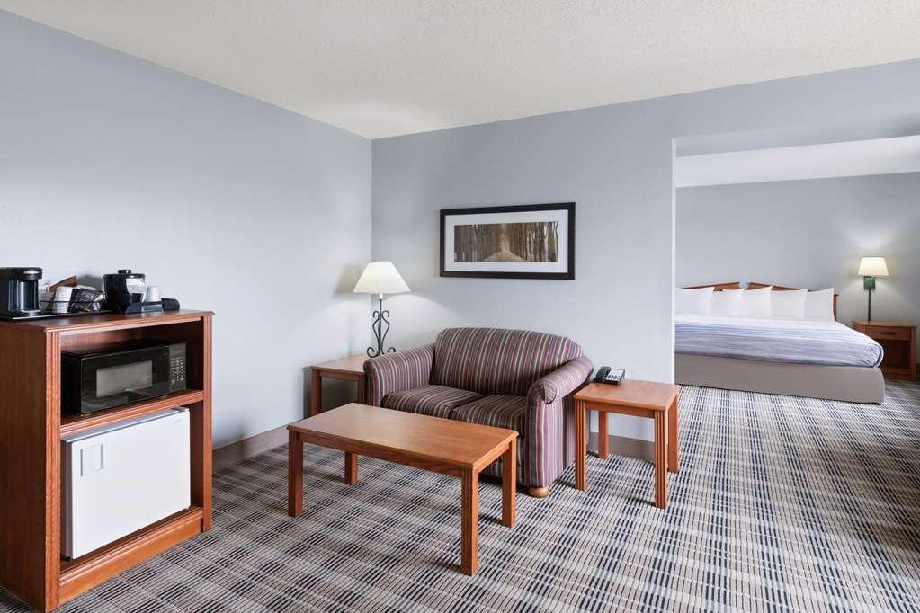 Americinn By Wyndham Stuart Δωμάτιο φωτογραφία